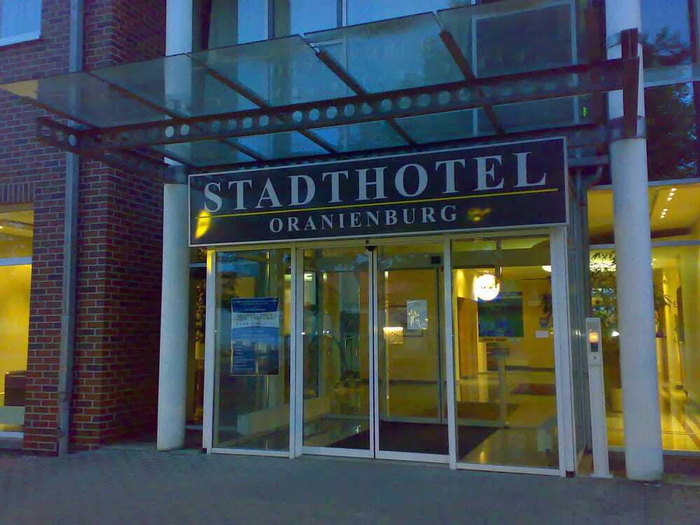 Stadthotel Oranienburg Exterior photo